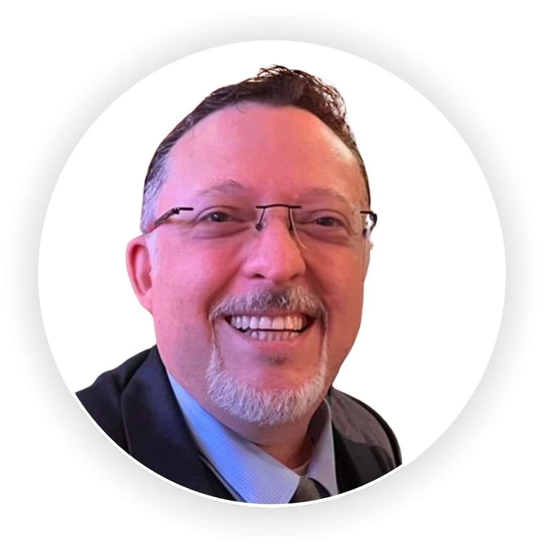 Foto de Víctor Magaña, Presidente del Consejo Estratégico